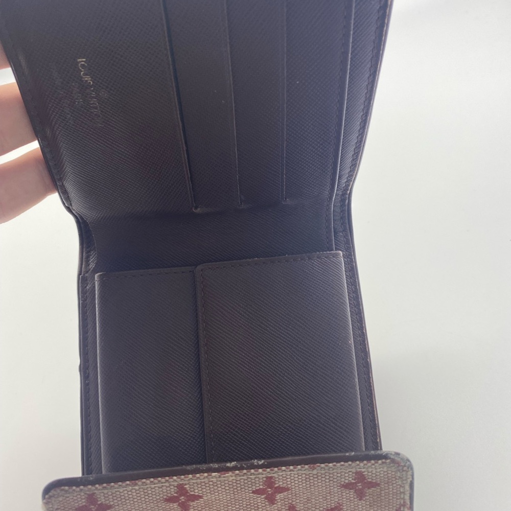 LV Mini Compact Wallet - Picture 8 of 11